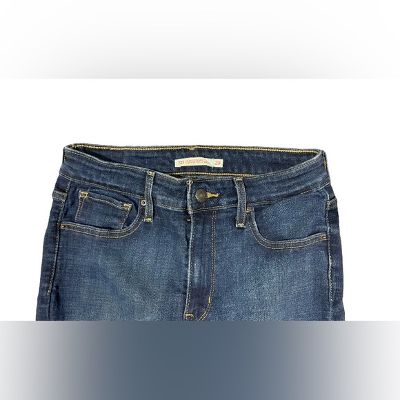 Levi’s 721 High-rise Skinny Jeans - Picture 2 of 3